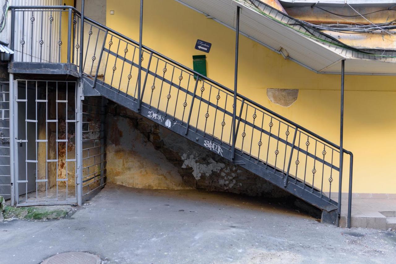 На Дерибасівській Odessa Exterior foto